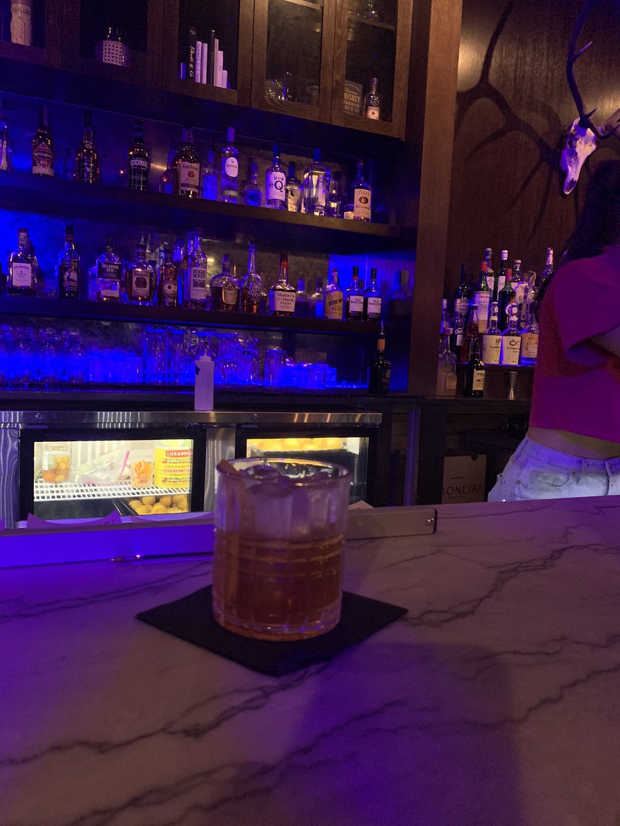 BurnerLJohnson's tweet image. Celebratory @SessionCocktail in Auburn after a roadkill