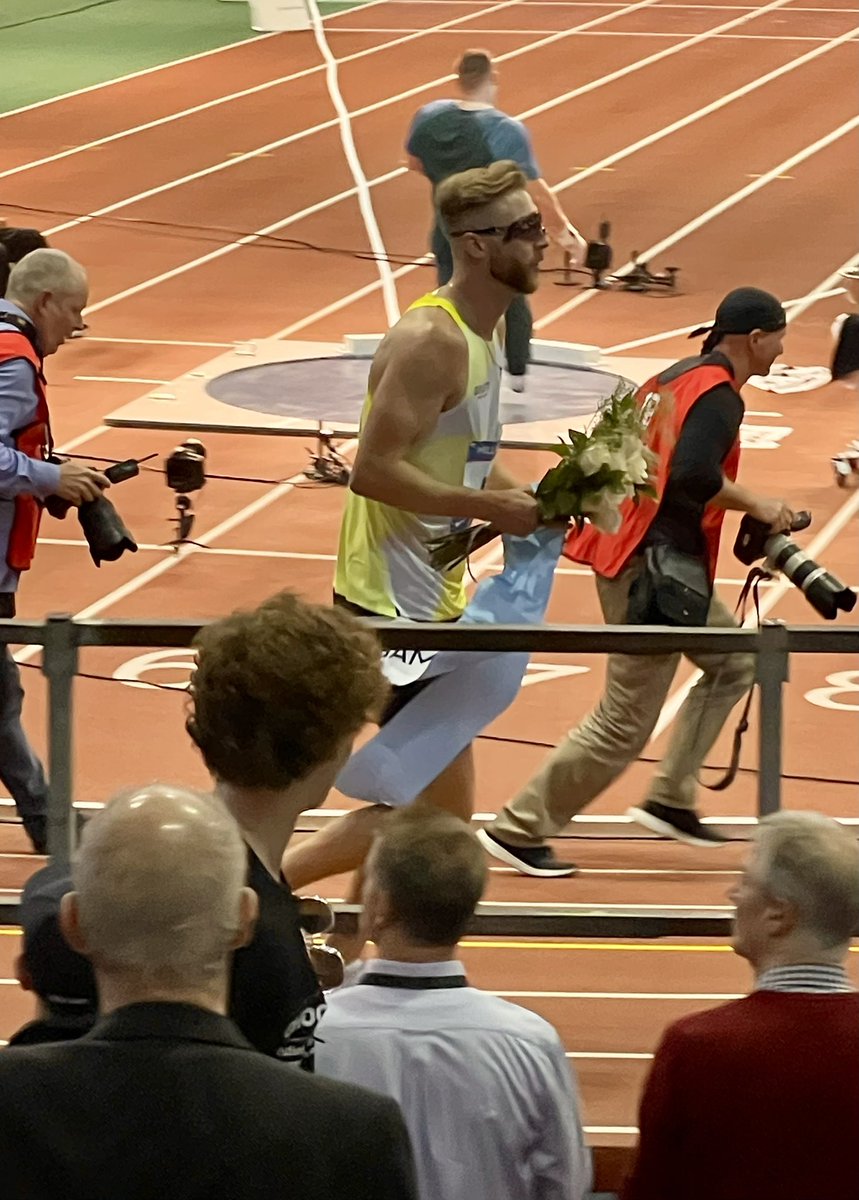 RunBlogRun's tweet photo. As Noted on #coffeewithLarry, #joshkerr races when he’s ready! His win over 3000m, meet record, and PB of 7:33.47! Great run, Josh! What a killer last 400m! #brooksbeasts, #runhappy, #dannymackey, #jeffbenjaminrun, @joshk97, @dtmack, @BeastsTC https://t.co/VdwsUz5JPJ