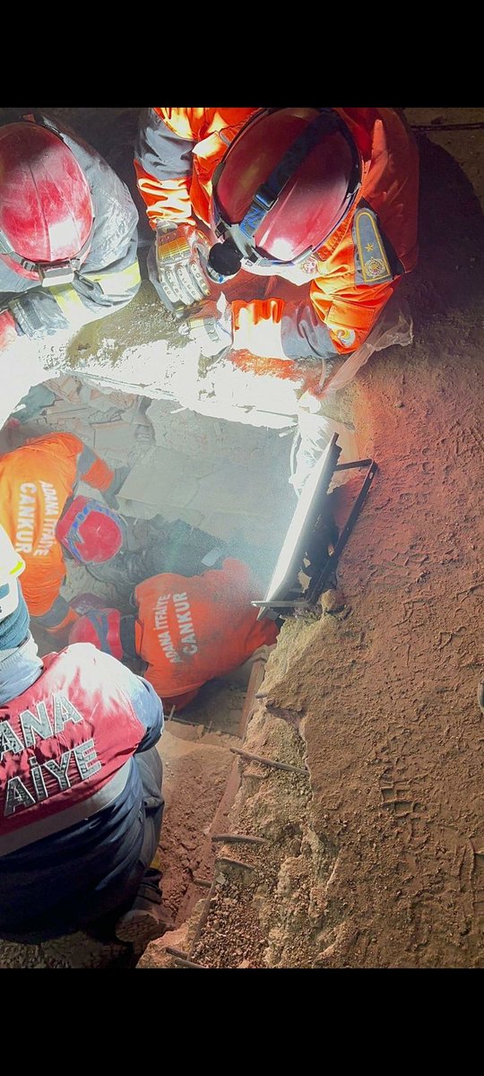 Lütfen duanızı eksik etmeyin mucizenin peşindeyiz. #hatay #deprem