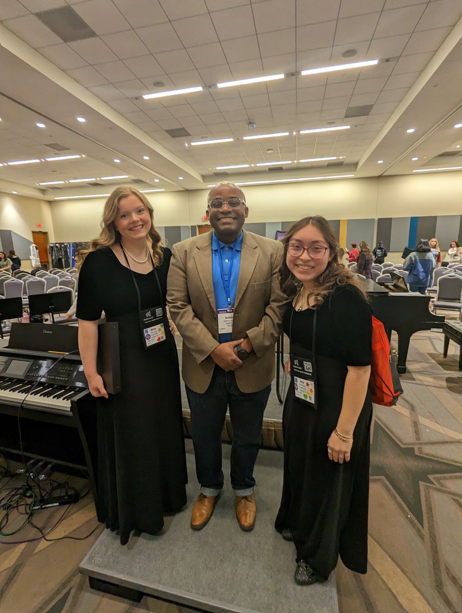 smedley_anthony's tweet photo. Congratulations to All-State choir and band students Olivia, Amy, and Zen! They represented well at the TMEA Convention in San Antonio, TX! Great things happen daily at Angleton High School! #AchievingExcellence https://t.co/gbWH0ymZP3