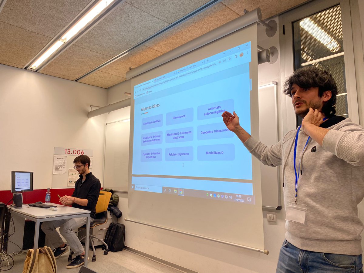 Ass. Cat. GeoGebra tweet media