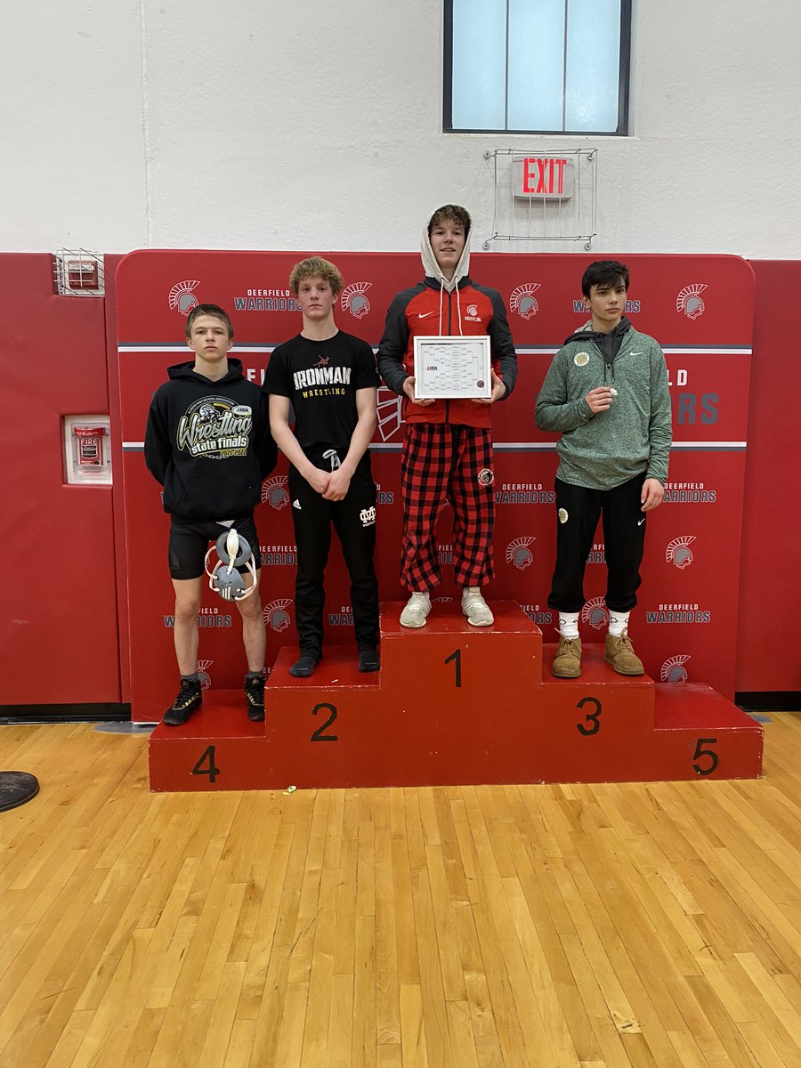GOWHS_Wrestling's tweet photo. STATE QUALIFIERS! Rockey, Randle, Galdine! #GoDogs #IHSA #StateTime! https://t.co/8iiNi5cc6J