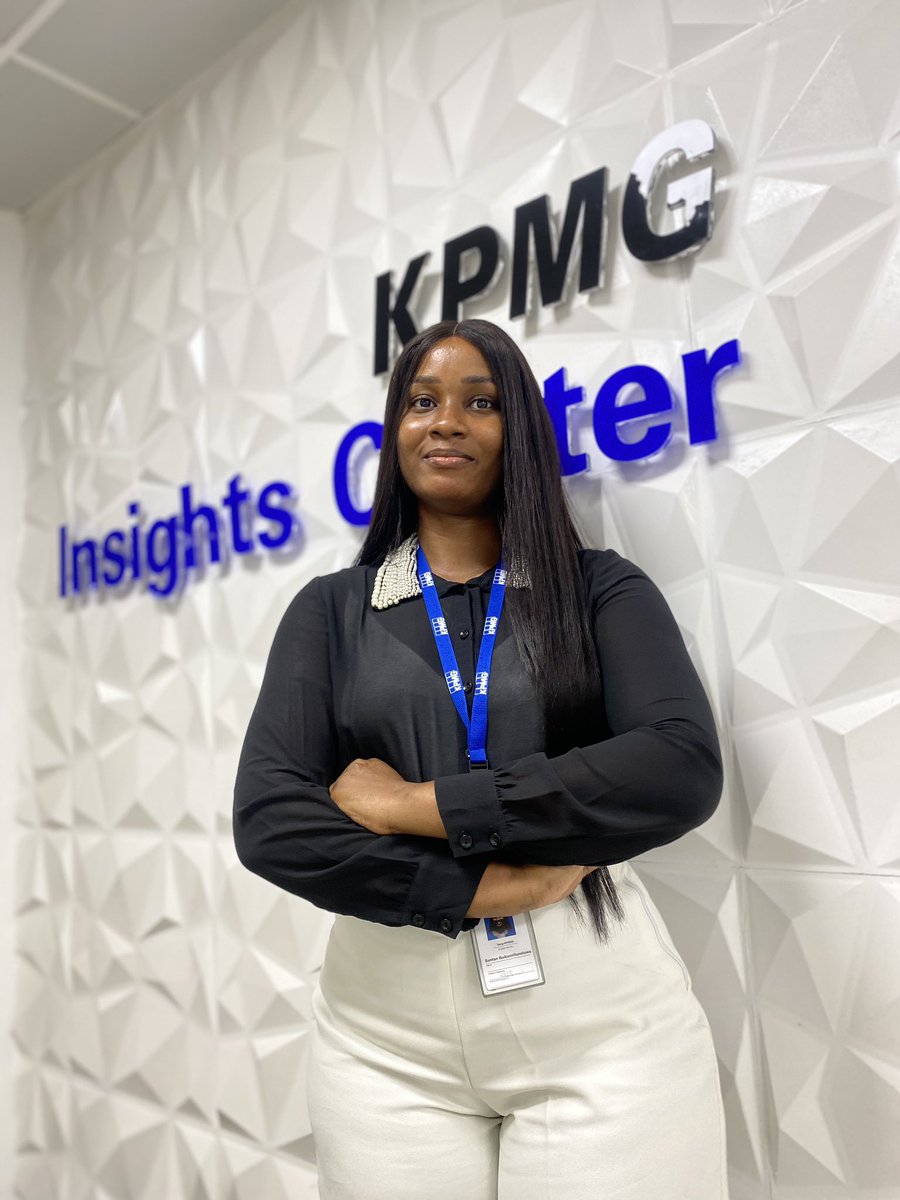 ibukunsontan's tweet photo. Rounding off my service year this month. And I have never shared any work picture?? Well don’t mind if I do.😊❤️ https://t.co/lw1HMV1I0X