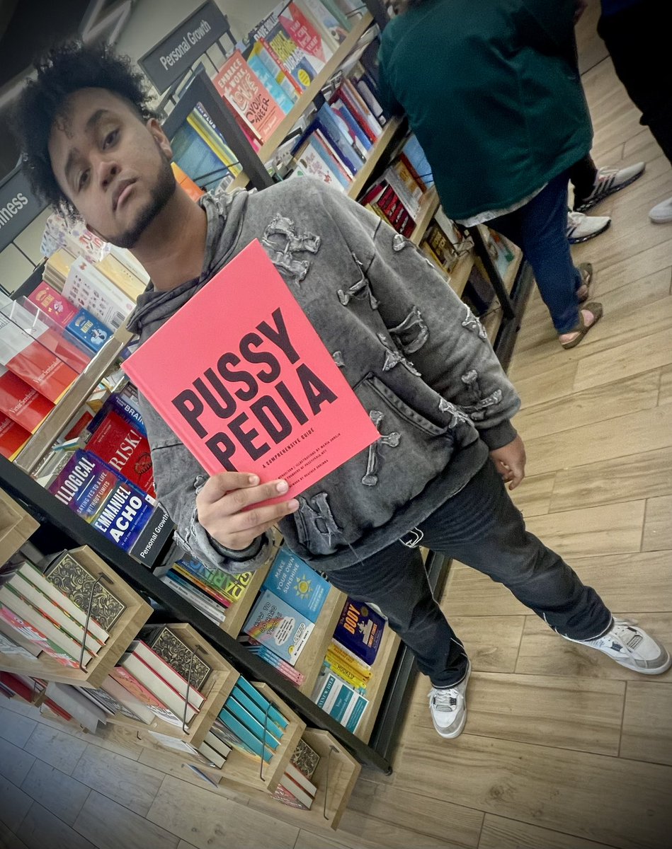 Violet on Twitter "RT bbyazul4k a lot of niggas got paper, i got a book"