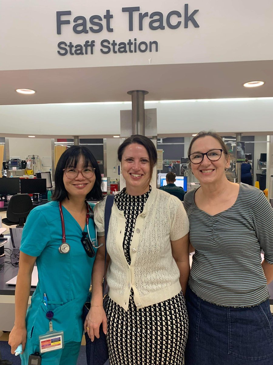 C_Oestervang's tweet photo. A perfect research stay at @GriffithNursing has now come to an end. New connections made, ideas shared, the future is bright. 

Last visit was at @QEII, so lovely to meet you @GraceXu_NP. 
Three weeks of vacation ahead👏🏻😎
@OUHhospital @SUND_SDU @Elisabethcoyne1 @KDieperink https://t.co/uYrGsWiDnT