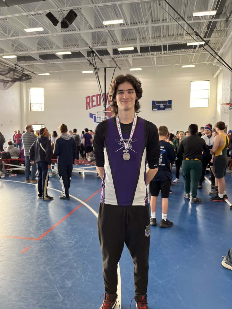 Bobcat_Pride1's tweet photo. Battlefield rowers showed up in a big way at erg sprints. Skylar Morrison won the U18 women and set an erg sprints record. Finn Nelson won the U18 boys and David Chehadeh came in third. Jack McMurrer won the lightweight boys event. Xander Lex was second in freshmen boys. https://t.co/B2RImNrd5n