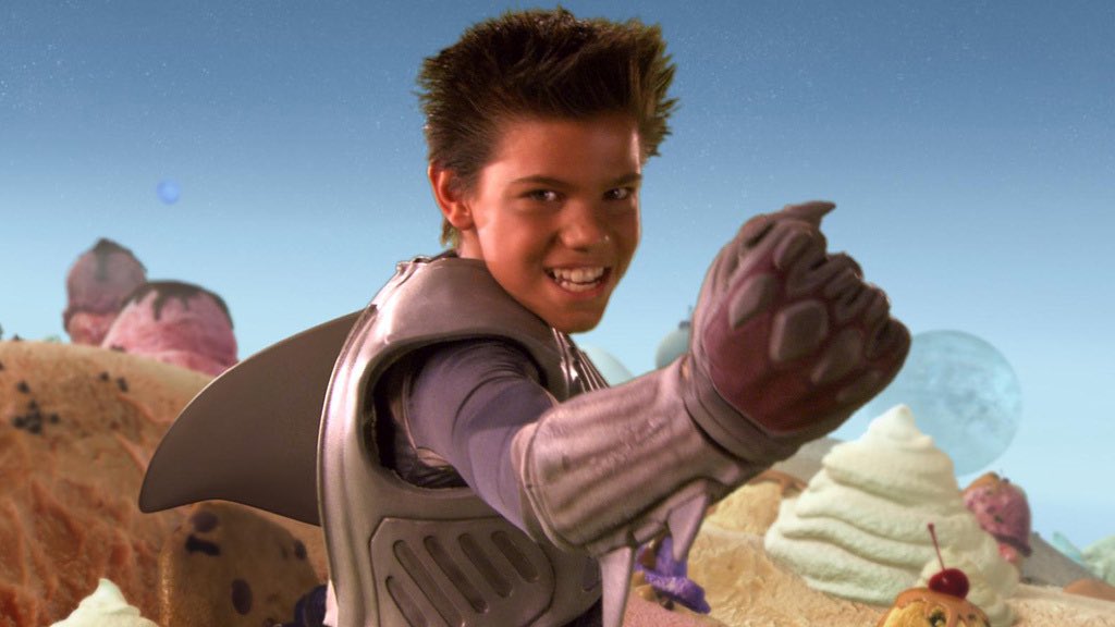 Happy 31st birthday to the talented Taylor Lautner. 