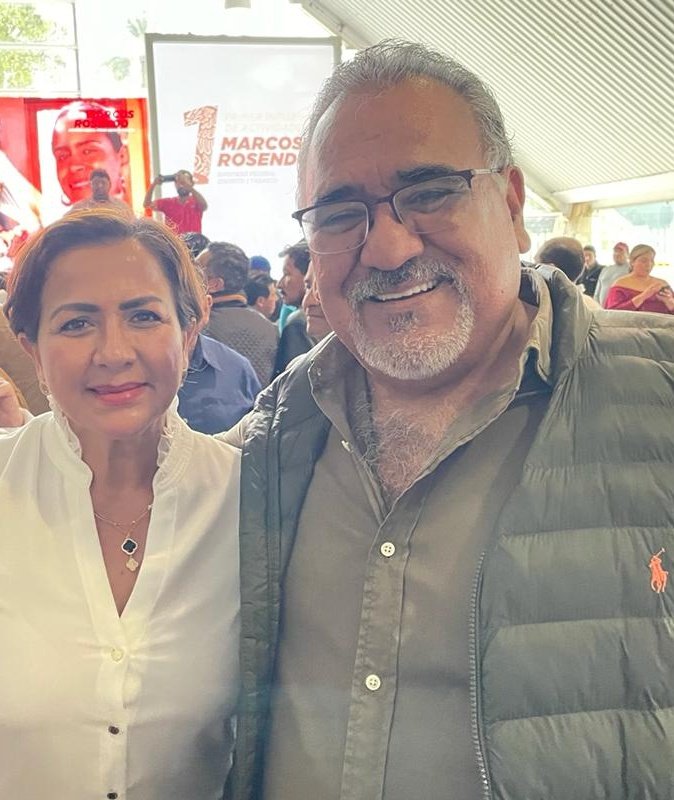 AntonioDelAng_F's tweet photo. @JanicieContrera amiga diputada federal, como siempre ha sido un gusto saludarle y refrendar el compromiso por #Tabasco https://t.co/DIsXdE7Kit