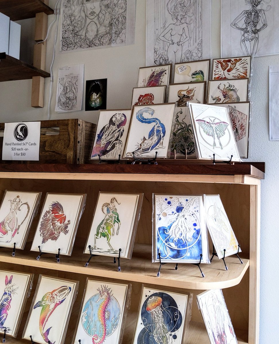 BadgerB_Studios's tweet photo. The #georgetownartattack Art walk is happening now! We'll be open until 7pm tonight! Feel free to stop by, walk around the neighborhood, and explore some awesome art! https://t.co/1q6xIJNbS8