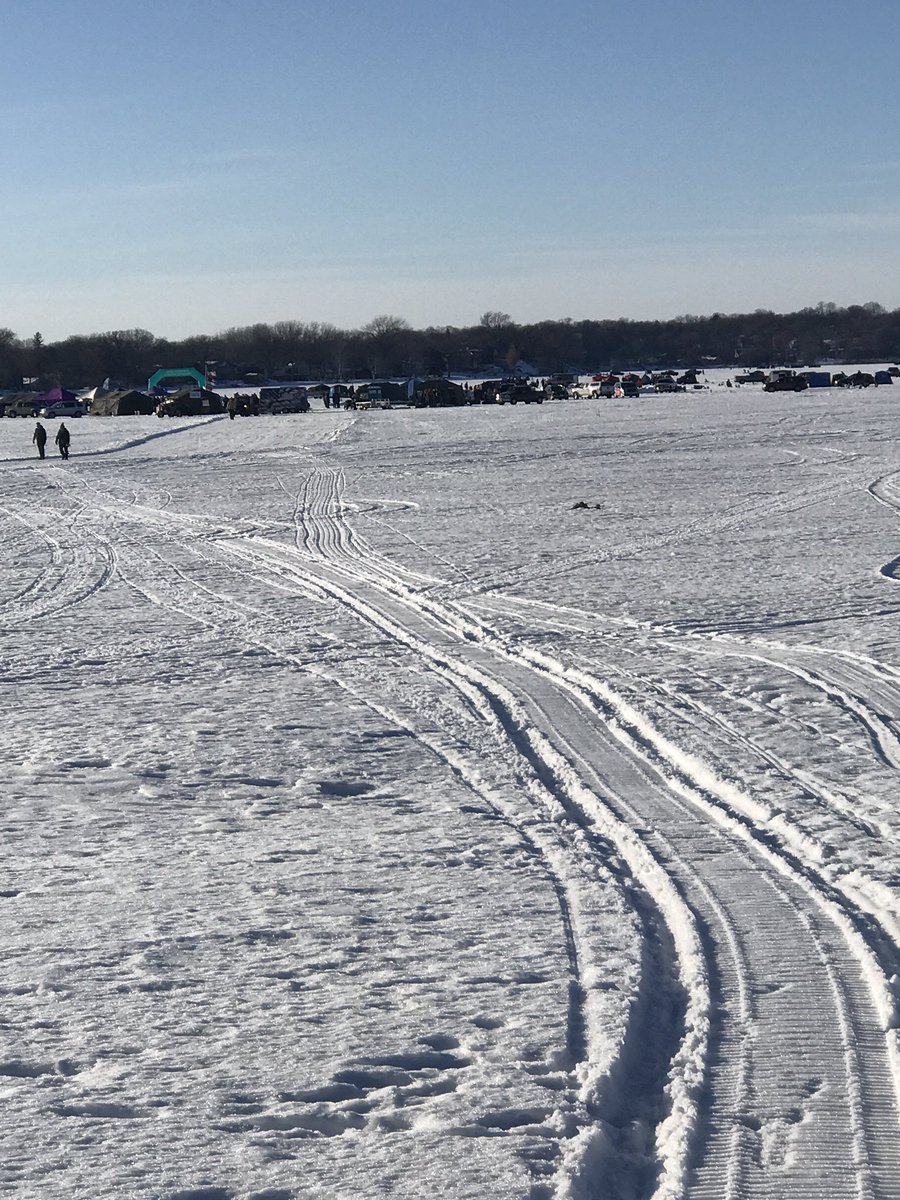stupidtrumpers's tweet photo. SSS is Saturday Sunny Six! 6 miles and almost 40 degrees ! Lots of folks out on Medicine Lake for an Ice Fishing Contest. #icefish @GrandmasMara #runner #saturdayrun #winterun #grandmasmarathon #run #snowRunner #sunnyrun #runnersofinsta #icerunner https://t.co/supmrIDP9R