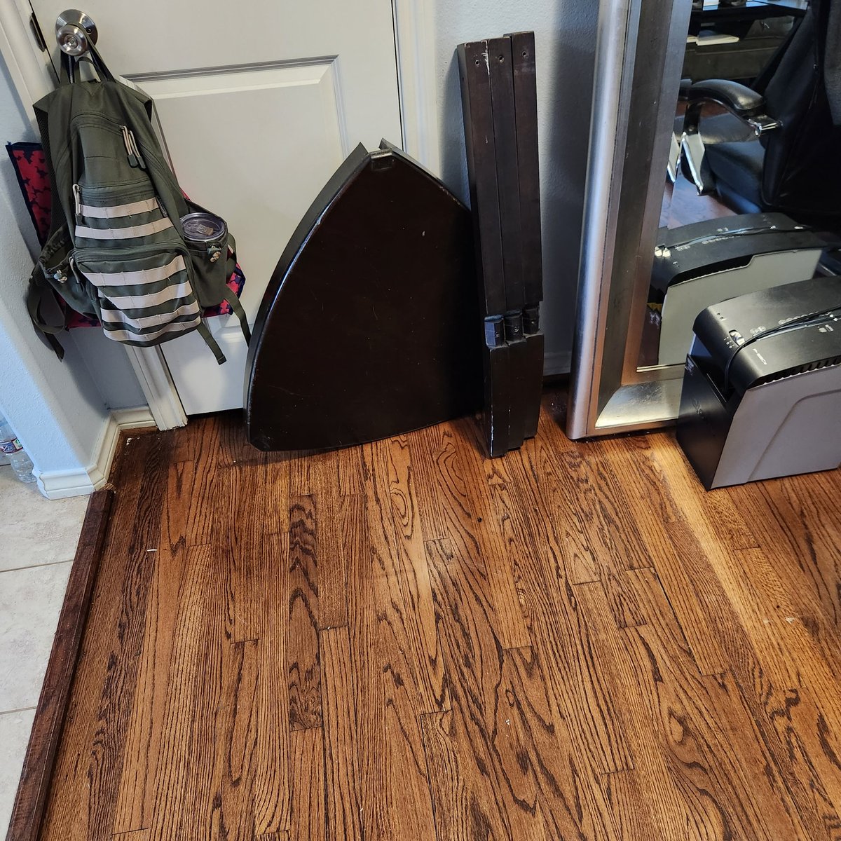 _stabbatical's tweet photo. Any RX-7 owners looking for a used, but sturdy, dining table? The legs hold a smaller dorito shelf underneath. https://t.co/98QdStFOIU