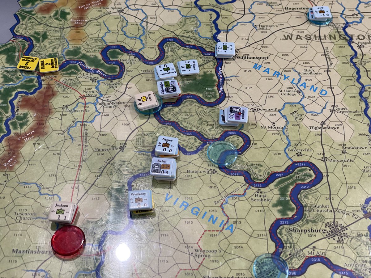 Winwly's tweet photo. Tarde muy productiva con @IvanRobla. #GCACW de @MultiManPub y el #TwilightStruggleRedSea de @gmtgames https://t.co/U2Tk8Ef8l6