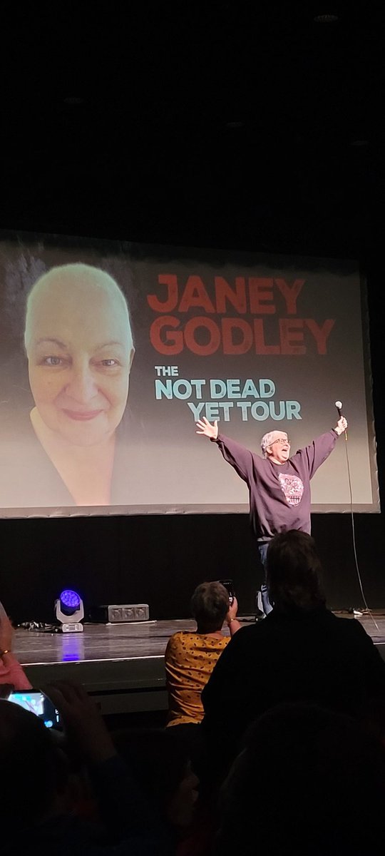 JennyGod_9's tweet photo. @JaneyGodley what a show tonight 🙌 inspiration to us all!! https://t.co/M2B7EgZ6Ce