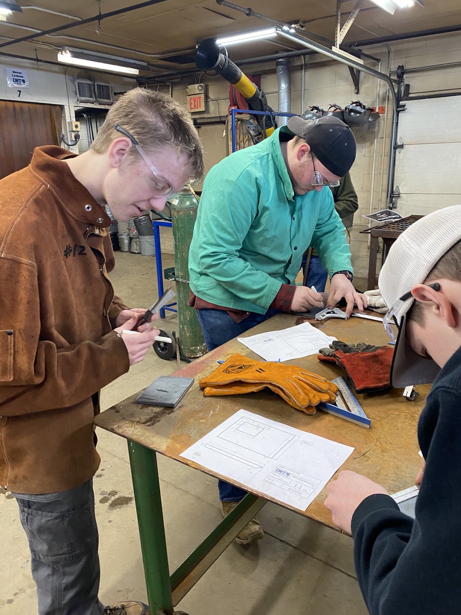 Amy Lord tweet media