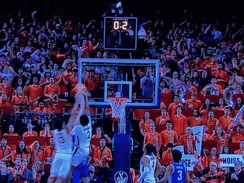 dUkE gEtS aLl ThE cAlLs