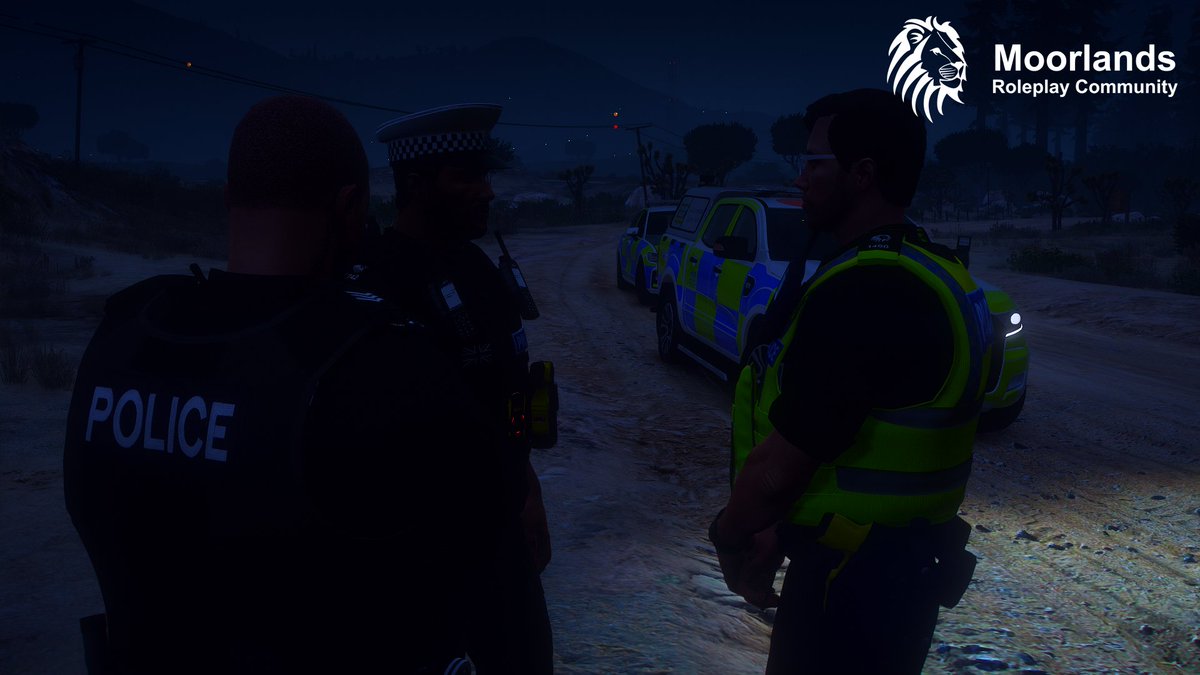 T9R_Police's tweet photo. Superb work throughout the force tonight following a highly busy night! 🚓

All teams put through their paces at various jobs, but all got stuck in and resulted in great realistic roleplay throughout patrol. 🚨

Apply Today @ https://t.co/daayS4fGuo

#RecruitingNow #MoorlandsRPC https://t.co/ebBdbLhj4c
