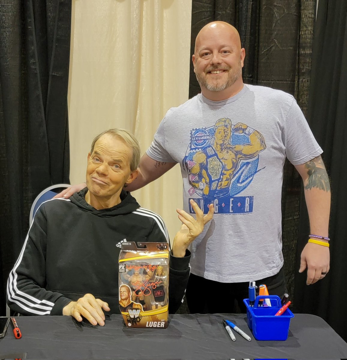 emots102303's tweet photo. Had the opportunity to meet one of my all-time favorites today, @GenuineLexLuger https://t.co/l2O7hlN5T6