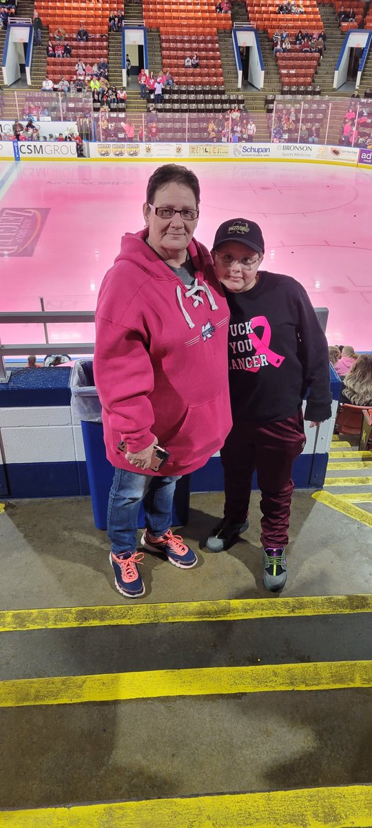 djweazle's tweet photo. @KalamazooWings Happy 9th Birthday Theo. #pinkice https://t.co/tPd12ctJ41