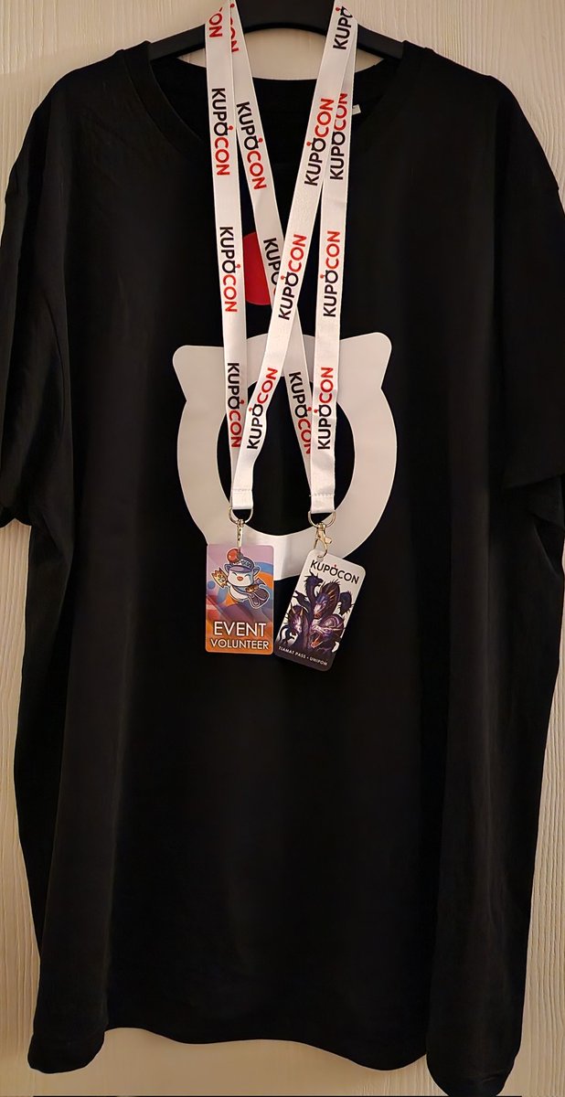 TheLastBushido's tweet photo. Today I was... The Man With The GIL-den Hat! @KupoConEN #Unipom https://t.co/jXwtGD2TYx