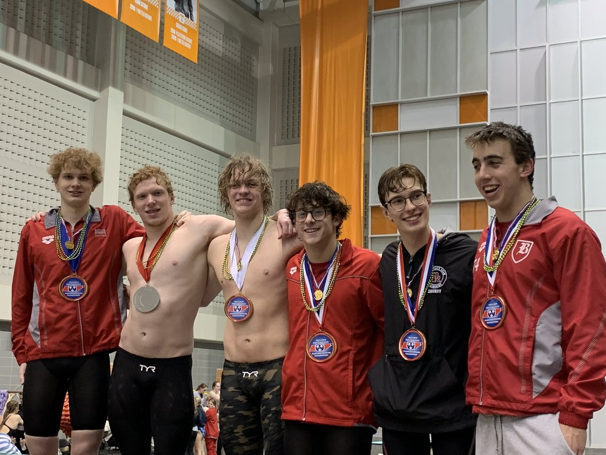 Stephen Zhukov finished 6th in the 500 Free tonight. He is the first ORHS boys swimmer to finish in top 6 in two individual state events since 1995 (Jon Byers).🐬💥