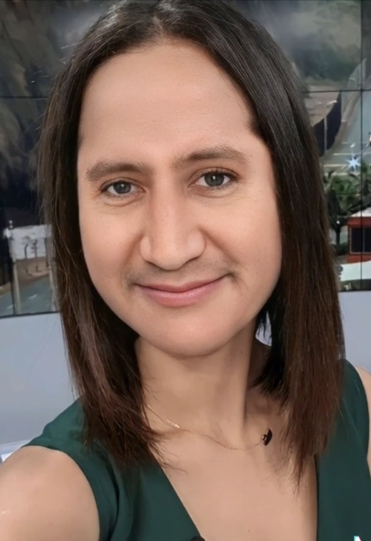 velardealvaro's tweet image. Fuuuuuuuu-SIÓN!!!
#PutaQueAsco #SigridBazan