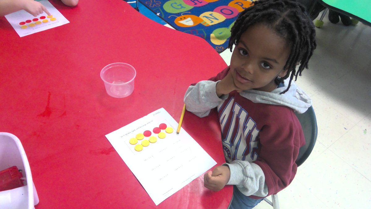 Kelly Lenihan tweet media