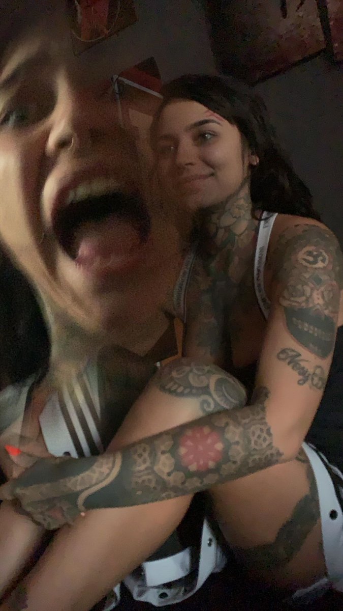 Rapid Fire Dragon (@stellaaaawinter) on Twitter photo 