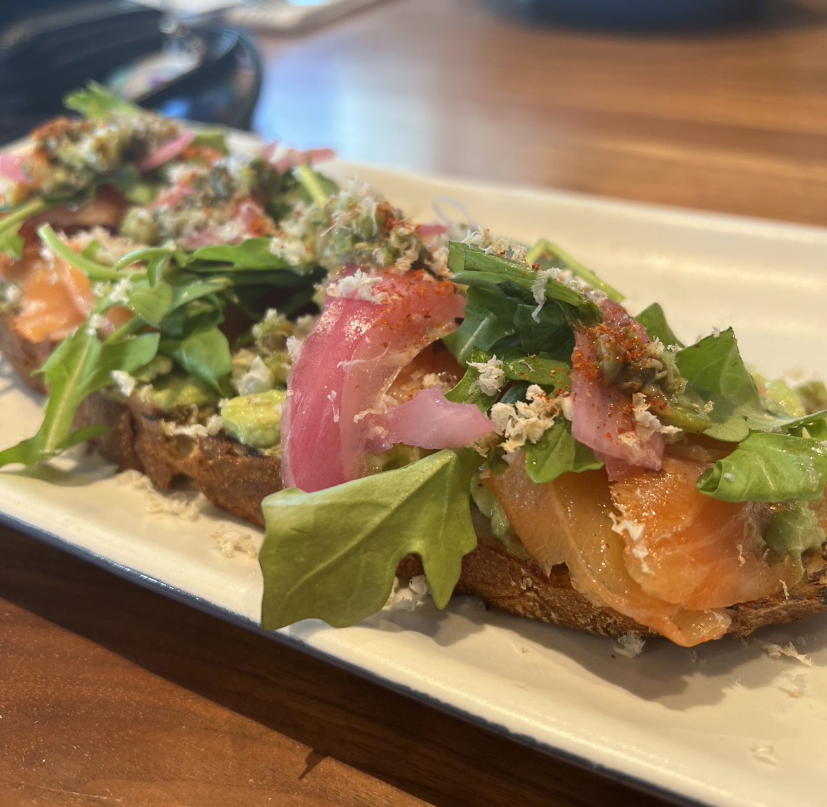 KayJetshadow's tweet photo. Smoked salmon avocado toast anyone?👩🏼‍🍳 https://t.co/7XLtl2ogDM
