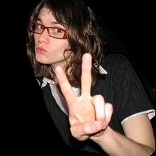 Happy birthday to william beckett himself <333 