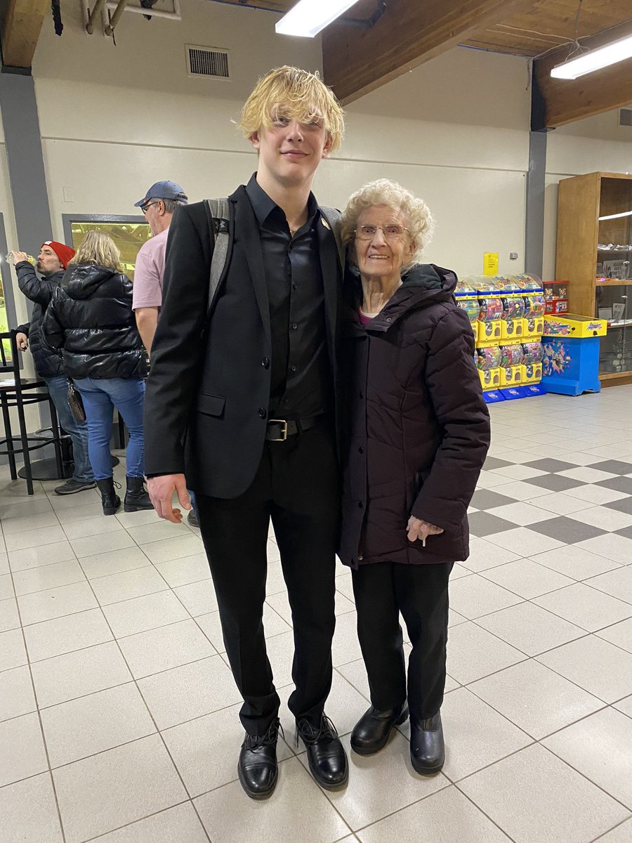 LindsayOrrell's tweet photo. Thanks for the win @CAC_U17AAA !! This beauty at 95 years old is the biggest hockey fan I know! https://t.co/HZGJHqXiZM