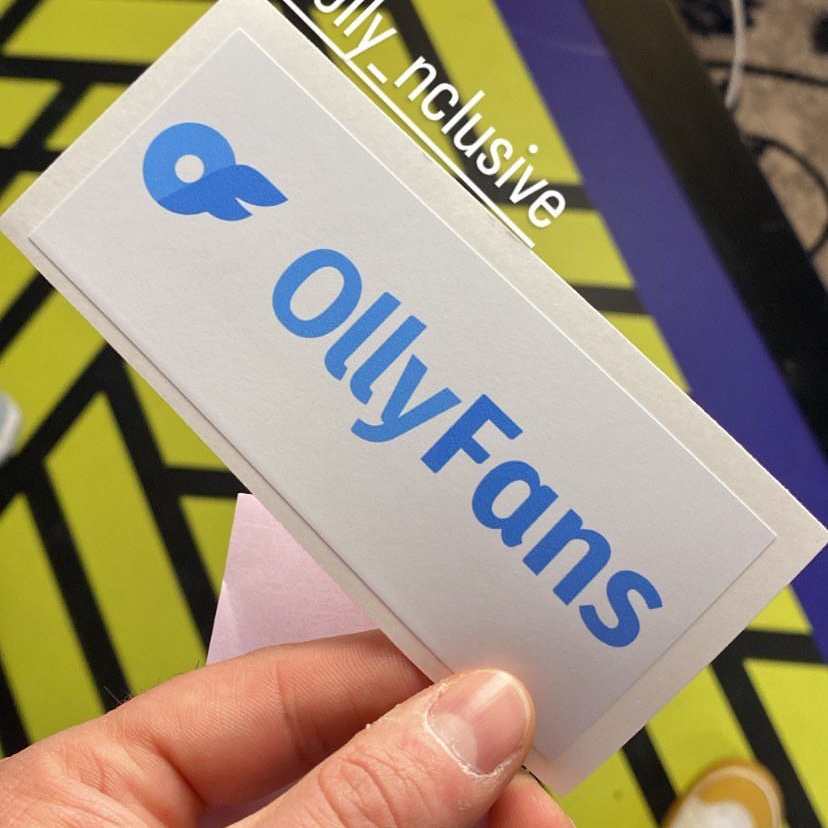 IlContiAndrea's tweet photo. #Olly è la quota sveglia di questo Festival. Partito in sordina ha fatto una ottima campagna di immagine e comunicazione #Sanremo2023 #FattidiSanremo @FQMagazineit https://t.co/nwUjsSfODy