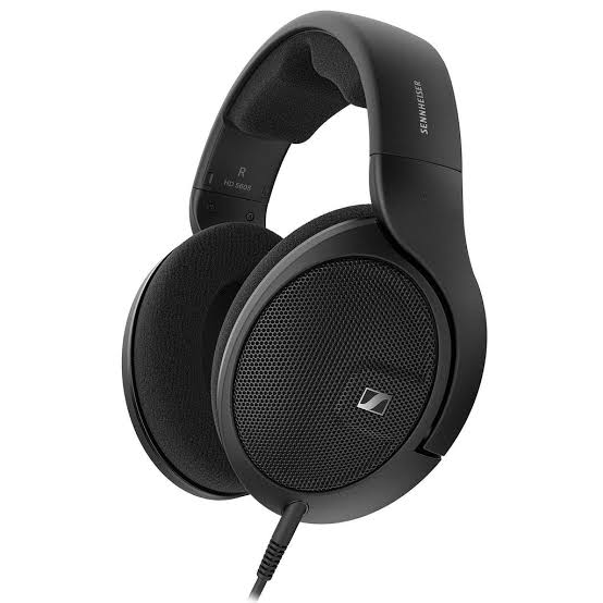 Hi, remember that my Mackie MC-350s pads ripped not too long ago?
I've since invested in these HD 560s and they (when calibrated with AutoEQ Flat Fork) are some of the best headphones I've *ever* used.