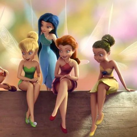 ——【 Se busca 】

➤ Hada del polvillo
➤ FC sugerido: Phoebe Dynevor
➤ Película/saga: Campanilla

¿RT?