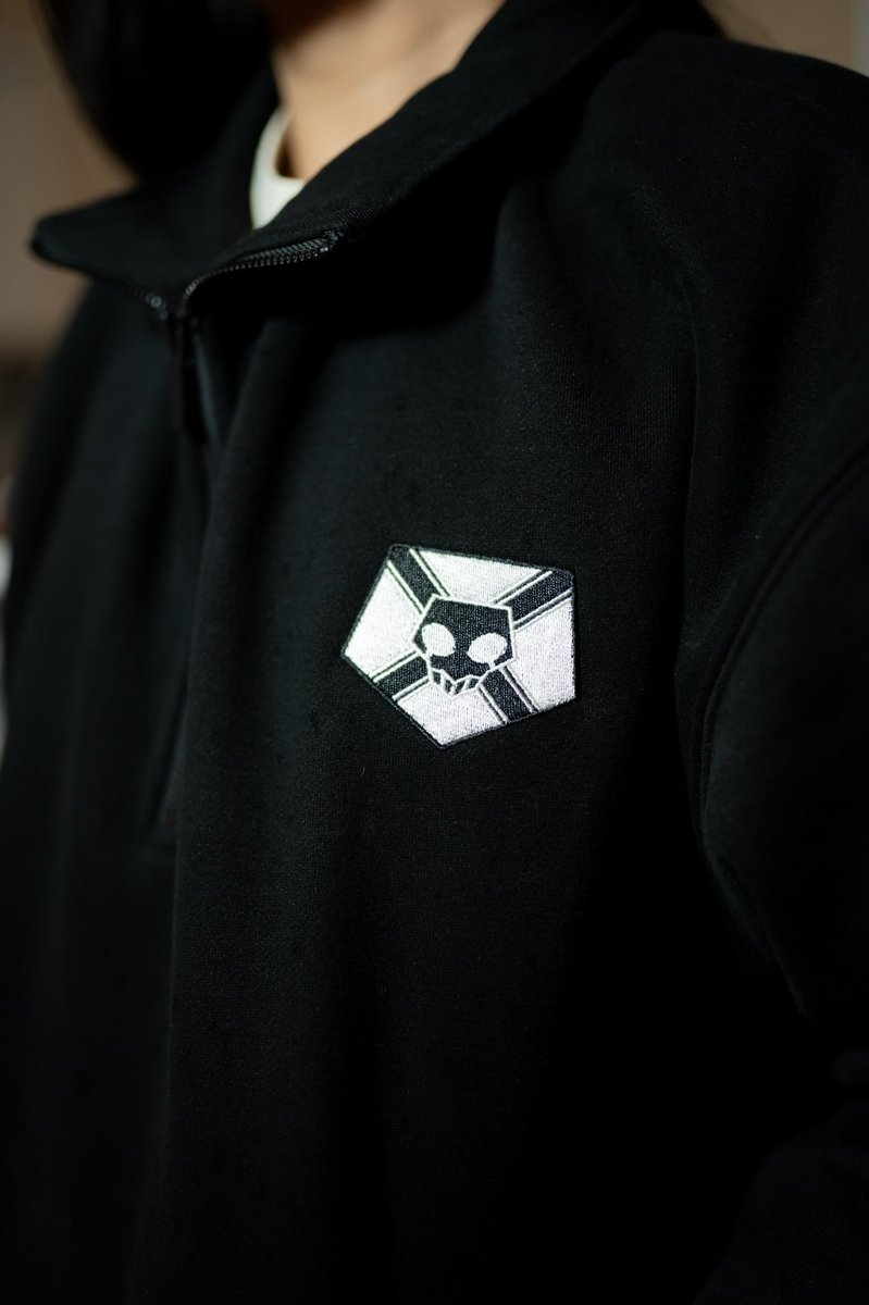 hydrobon's tweet photo. Bleach 1/4 zip dropping tmrw at 5pm pst~~ https://t.co/BiJXfYLaIR