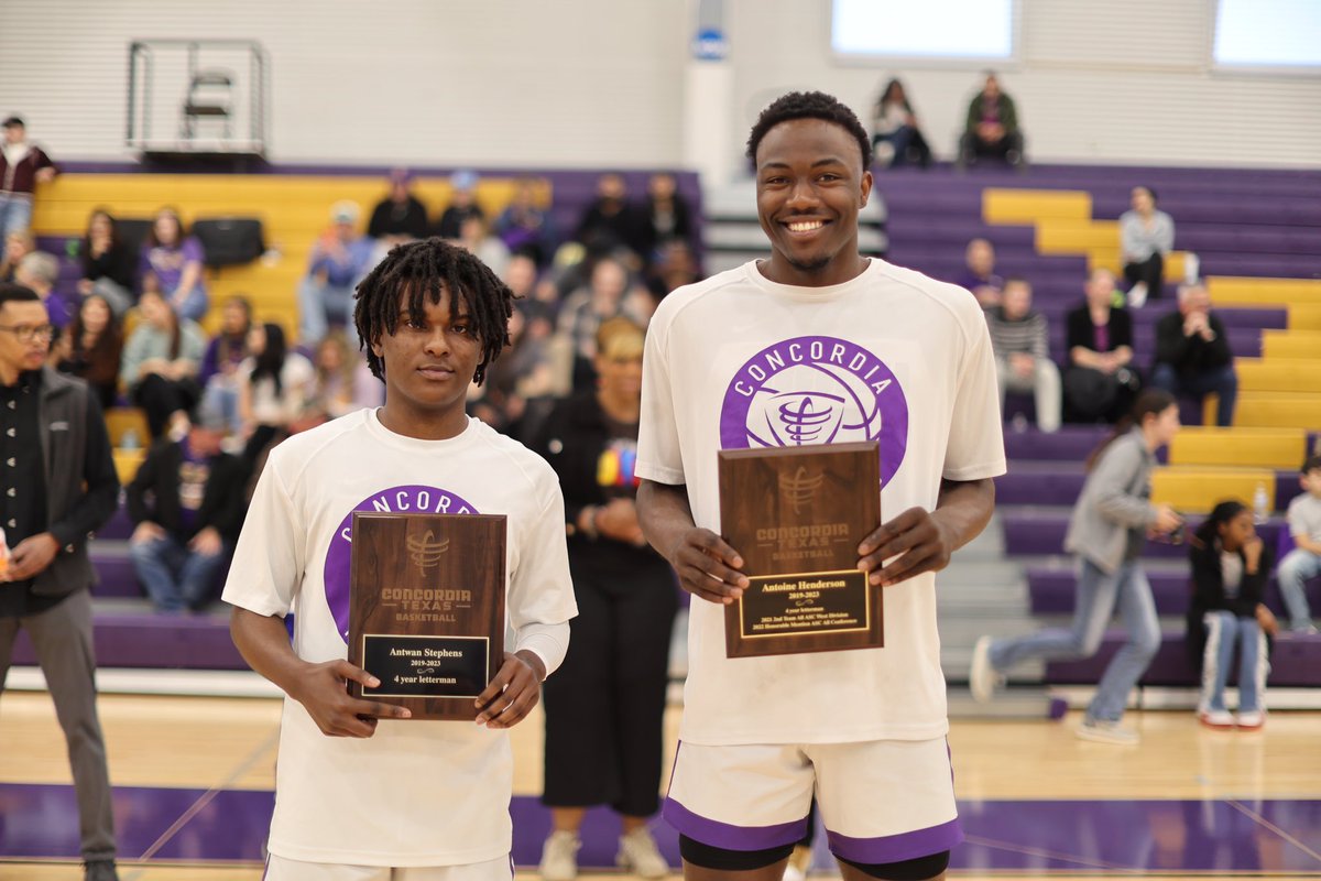 CTXAthletics's tweet photo. We’d like to thank our two seniors Antoine Henderson &amp; Antwan Stephens for their impact on @CTXMBBALL!

The Tornados have now closed out the regular season home slate! Let’s finish the season strong! #TornadoNation🌪️ 

📸: @ImagesMatthew https://t.co/LfrCEH7r5z