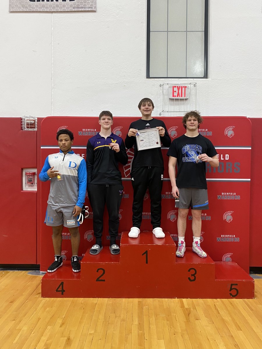 GOWHS_Wrestling's tweet photo. STATE QUALIFIERS! Christensen, Merevick! #GoDogs #IHSA #StateTime! https://t.co/jm5gyXn16O