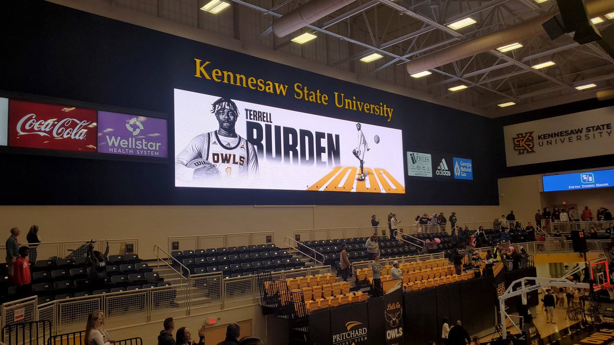 Coach Washington tweet media