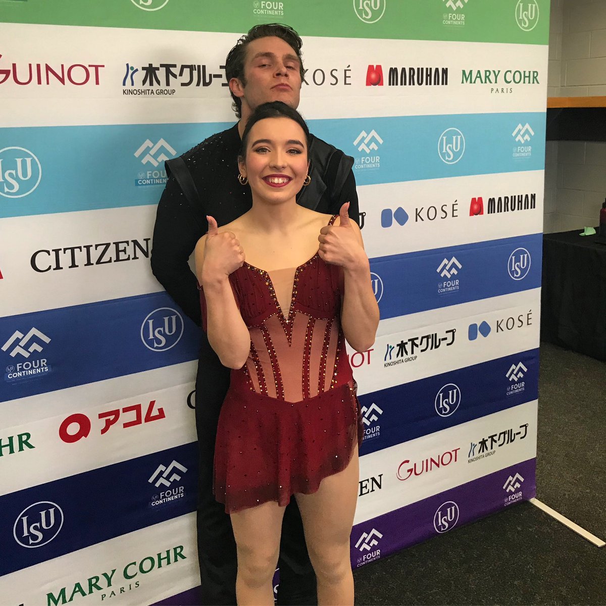 Golden Skate tweet media