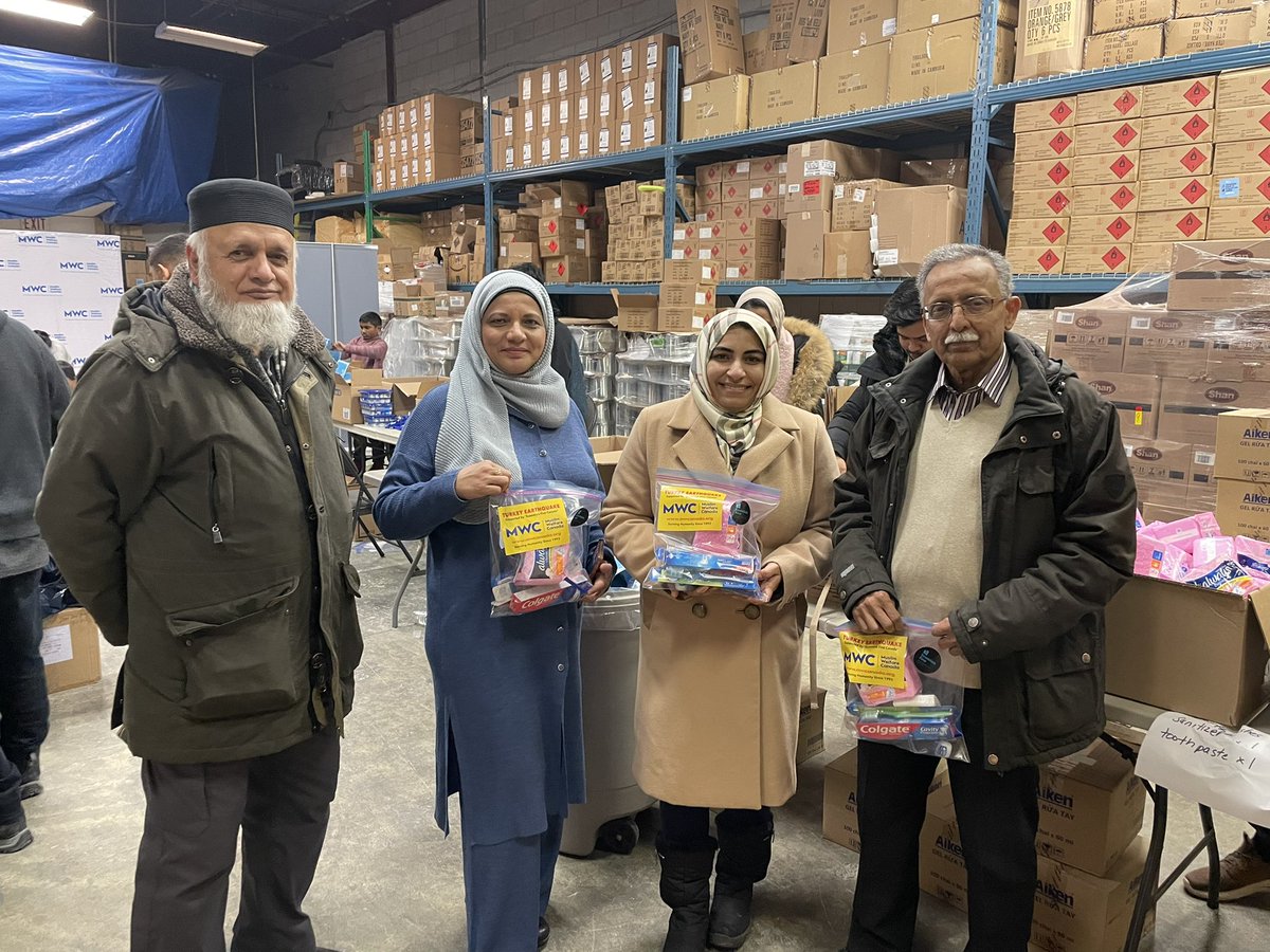 Maleehashahidrc's tweet photo. I’d like to thank @mwcanadaorg for inviting me to join them pack hygiene kits for those impacted by the disastrous earthquake in Turkey &amp; Syria. Privileged to meet all the amazing volunteers &amp; witness collaboration btw @essentials1stca &amp; Muslim welfare together packing 1500 kits. https://t.co/vEJvjQsgFM