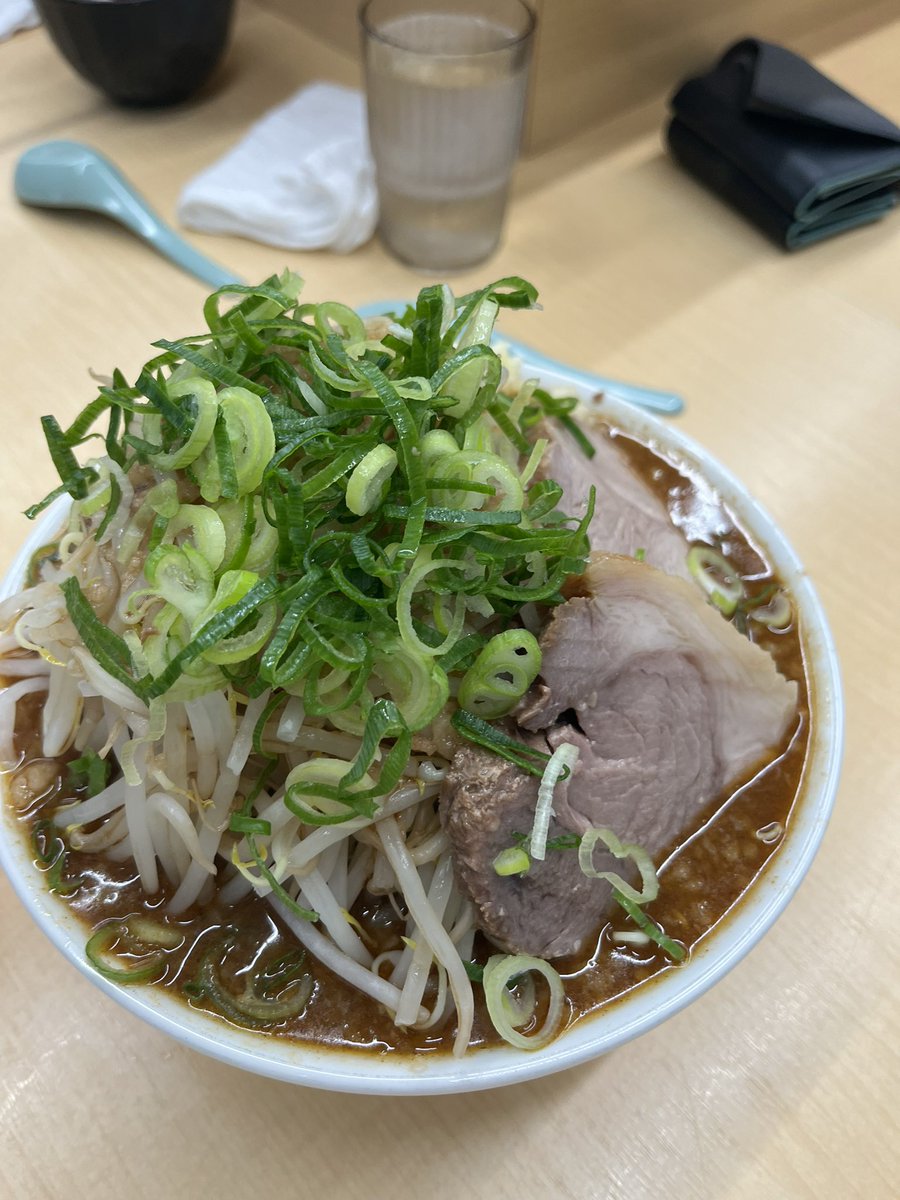 TRIDENTS_FB19's tweet photo. ミッドナイト
至高の一杯
AM4:00

 @omoshiroikeda https://t.co/uOHHFPZ4mb