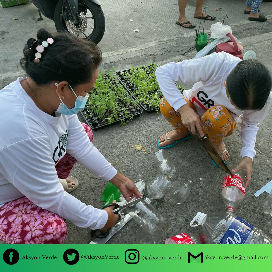 AksyonVerde's tweet photo. The proceeds from this initiative will be used by our women volunteers to support their families.

The Joy of Urban Farming was started with the intention of reducing hunger in QC by motivating residents to grow and produce wholesome veggies for consumption.

#CommunityGarden https://t.co/6FQb8vrDux