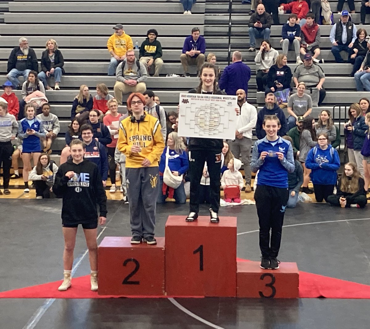 Our girls competed tough at regionals today! Abi Contreras picked up a first round pin and then fell short on the backside. Sylvia MohrSting pinned her way to the semis and then punched her ticket to state with a 4th place finish! <a href="/SMEastLancers/">SME Lancers</a>