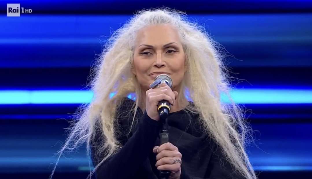Cinguetterai's tweet photo. Chi è?
Solo risposte sbagliate

#Sanremo2023 https://t.co/FoWudjivb6