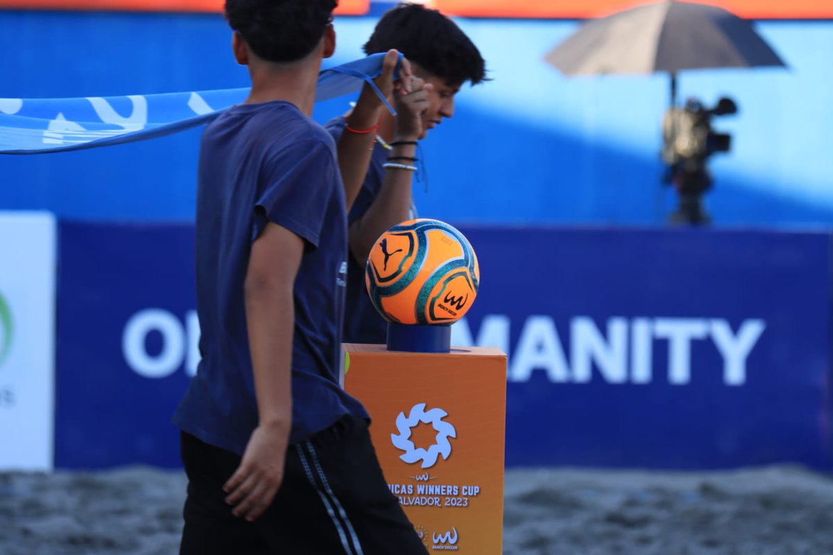 Canal10Sv's tweet photo. Sigue conectado a nuestras redes sociales con las semifinales del torneo de campeones de América de clubes de Fútbol Playa.
En breve se disputa el segundo partido de la categoría femenina.
#SaoPedroBs 🆚️ #BSUES
https://t.co/ygE82o20kt
#AmericasWinnersCupElSalvador2023 https://t.co/shlqvzDAiy