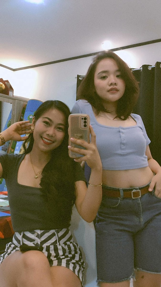 mrczrn's tweet photo. flexin' my glam team HAHAHAHA see u sa 18 mwaaa ❤️ https://t.co/iPUSNC3Jj8