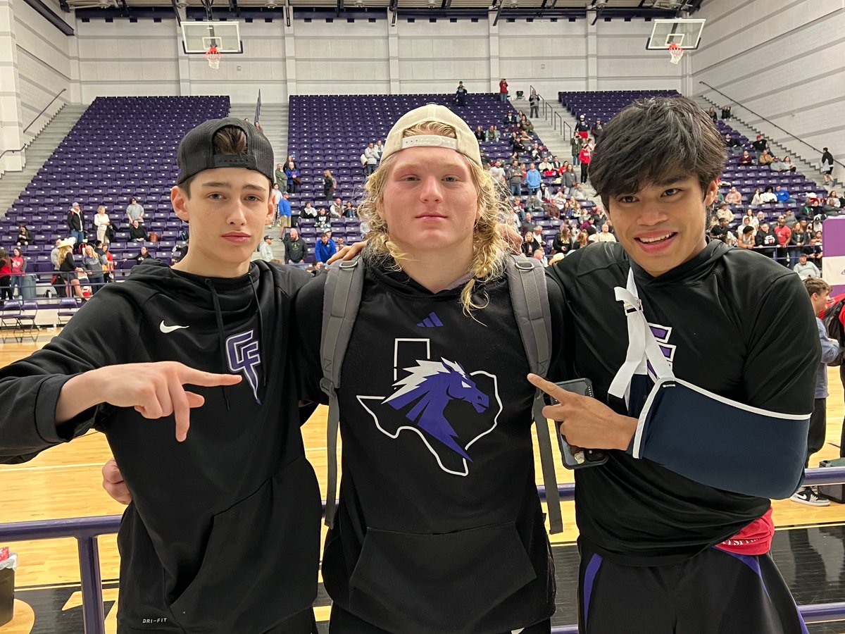 We have 3 State Qualifiers! Great Job Chargers! See you next week at the Berry Center!