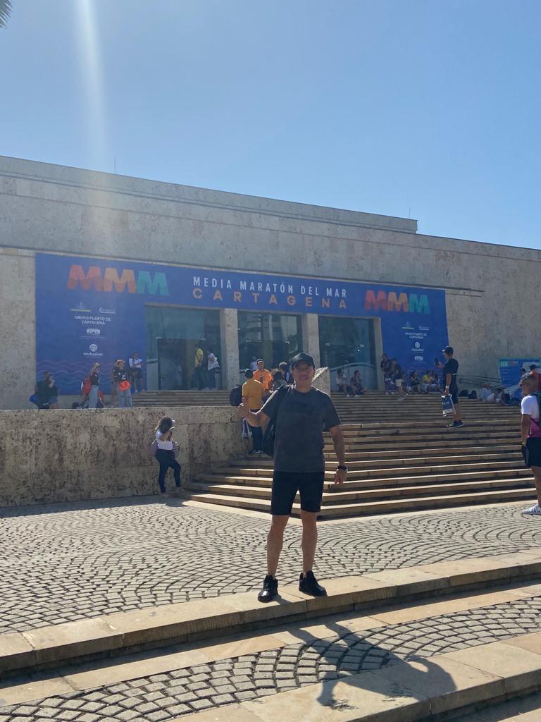 JesusAPecas's tweet photo. Listos para mañana correr la Media Maratón del Mar en Cartagena; mucha fuerza a tod@s los participantes. @MMCucuta @mediamaratonbog @_r4fun_ https://t.co/ksDRBYVHwB