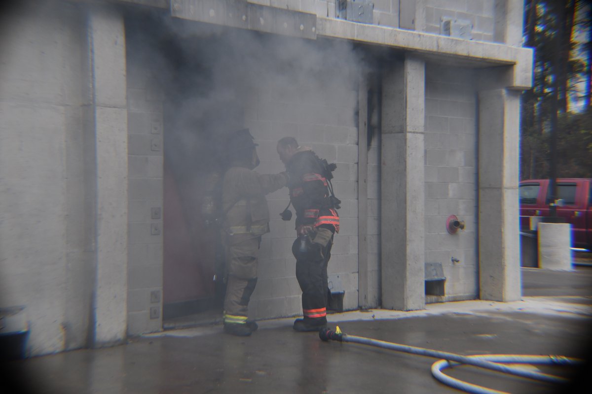 RobesonCC's tweet photo. Check out the photos we captured today during the 49th Southeastern Fire and Rescue College at #RobesonCC!
Photos show training at the RCC burn towers, technical rescuer training, grain bin rescue, water pump training, extrication, and more!
@ncfirefighters #FireRescue #NC https://t.co/olAnziKzsc