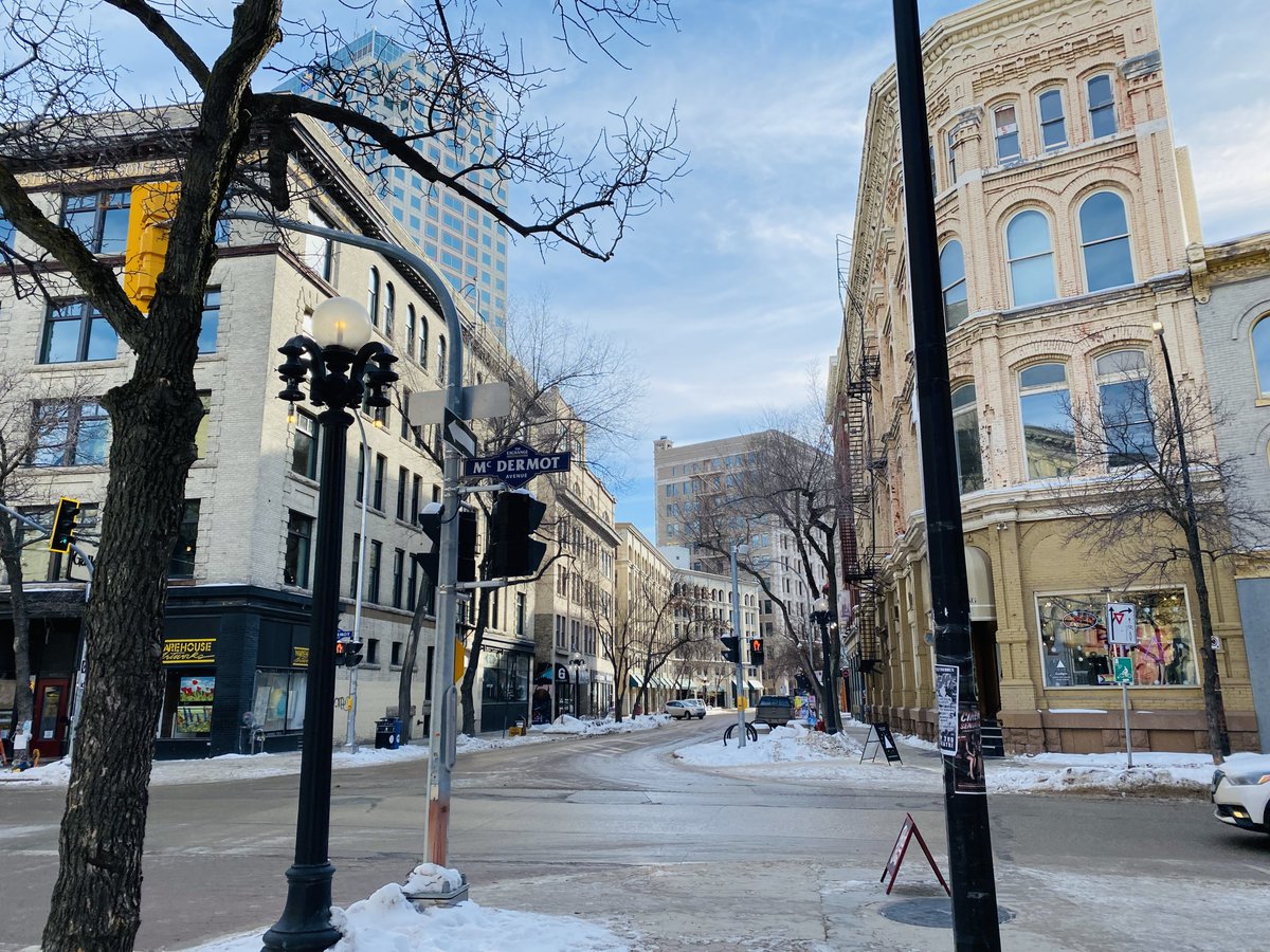 VisibleThink's tweet image. The exchange district is a vintage throw back with a deco mix of old school brick, mortar, arches, corner stones, key stones, colour,
neon ok and beer! #YWG