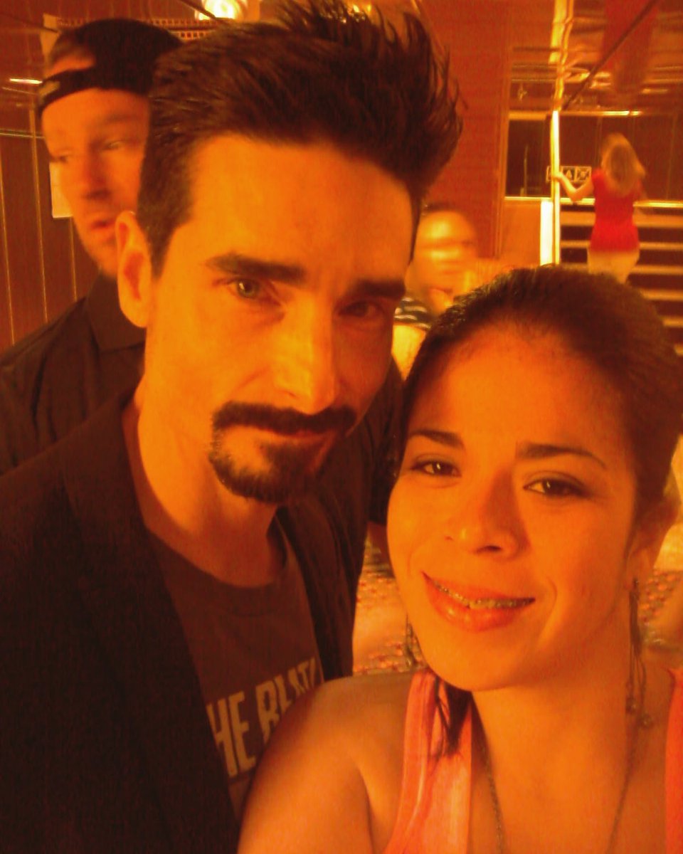 Hola Kev! <a href="/kevinrichardson/">Kevin Richardson</a>
 I'm celebrating my Birthday today!🎂🍨
Could you make me Happy??